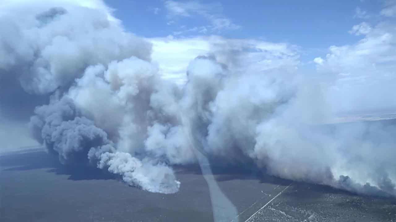 'Just exploded' property gone in national park bushfire