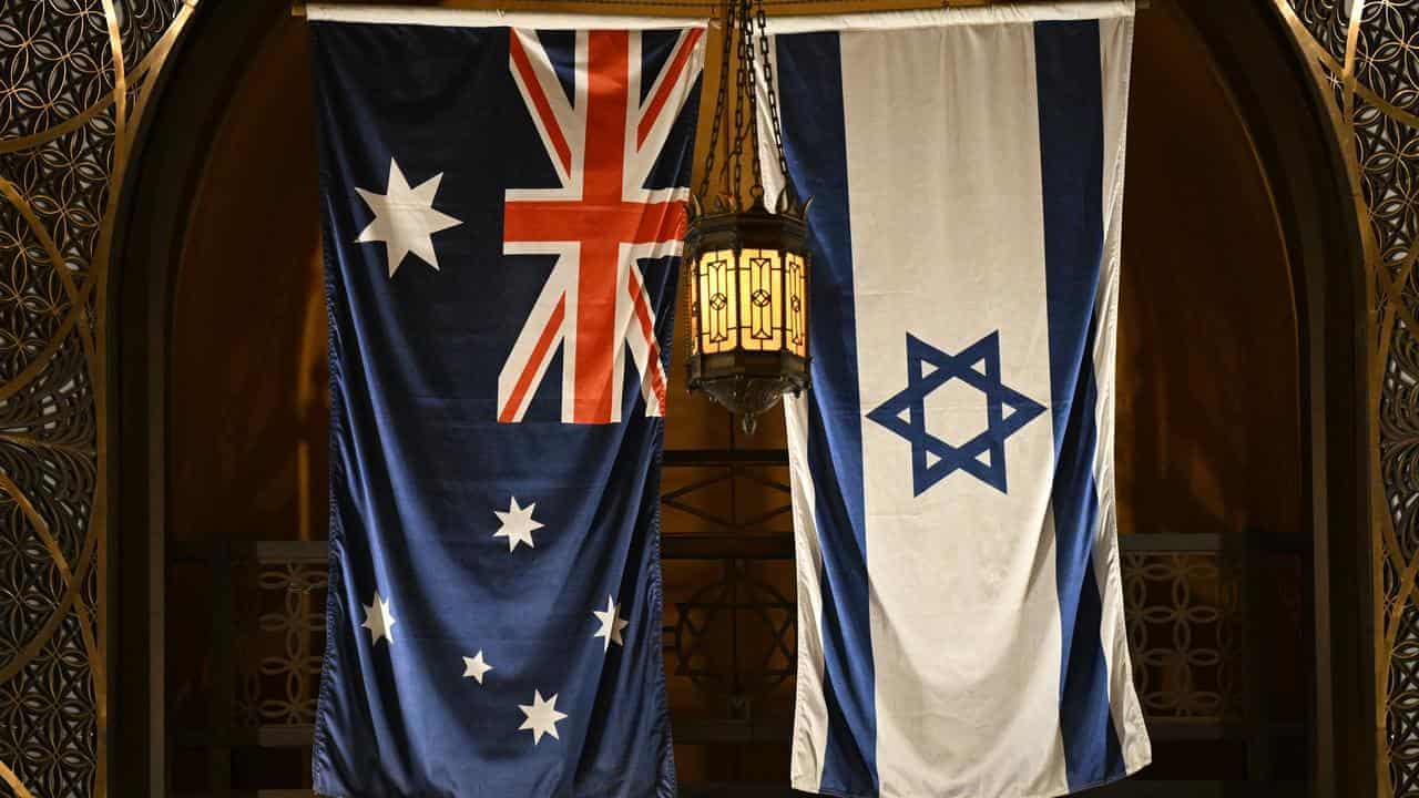 Frydenberg slams Albanese over anti-Semitic attacks