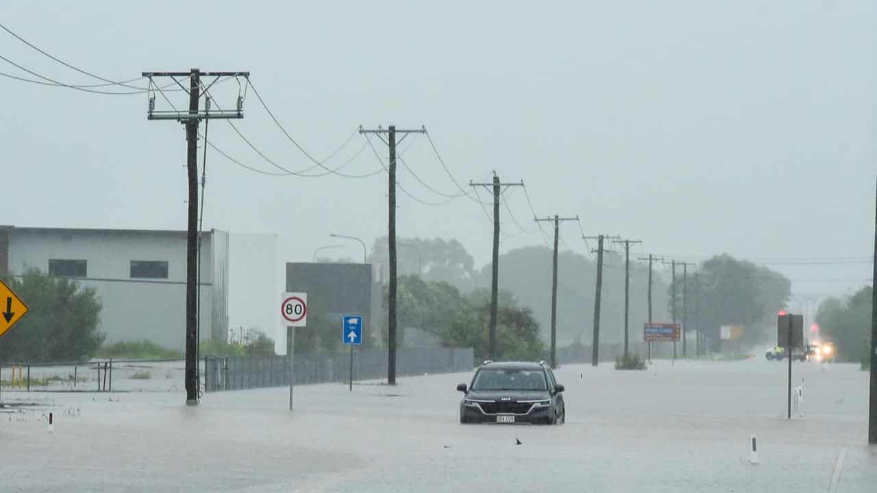 Residents prepare to leave after cyclonic rainfall