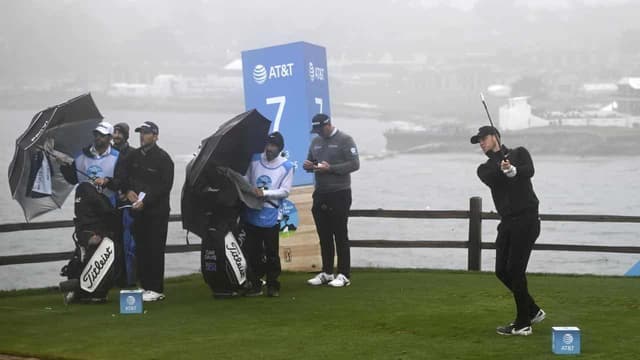 Davis rallies to contend as Euros rise at Pebble Beach