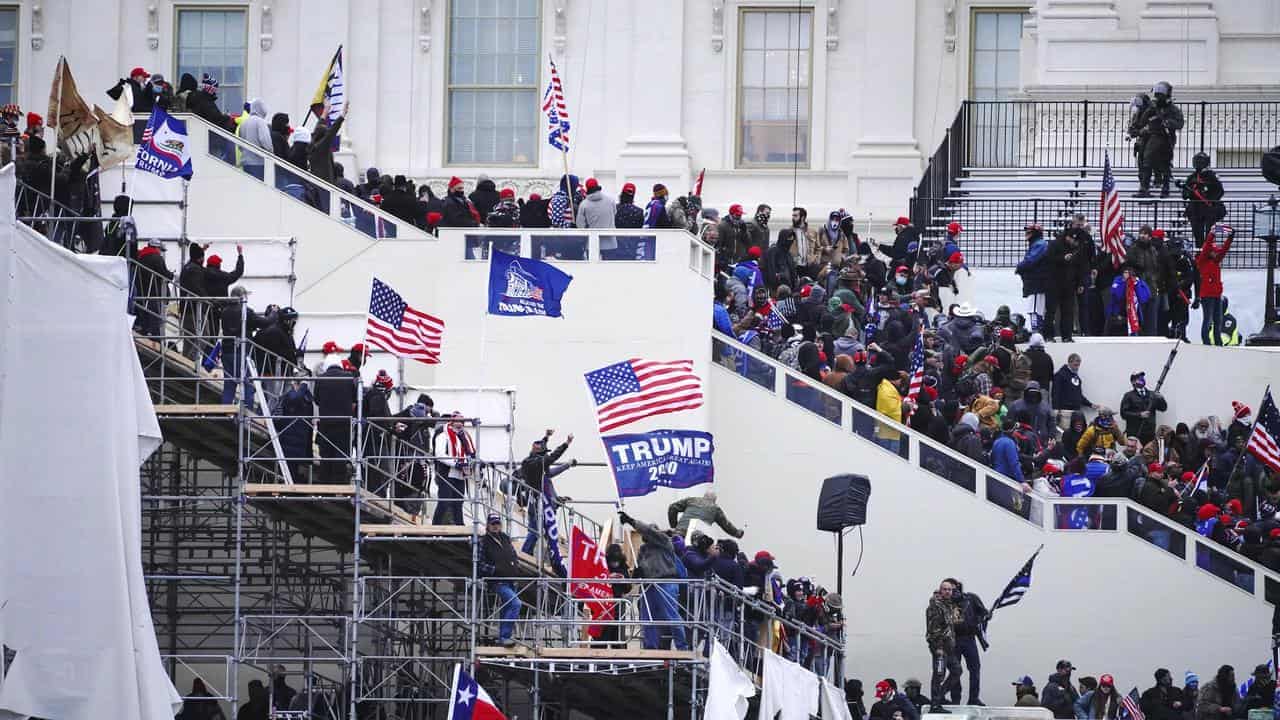 FBI staff told to reveal their role in January 6 probes