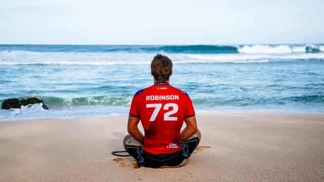 Pipe Pro surfing put on hold again ahead of big weekend