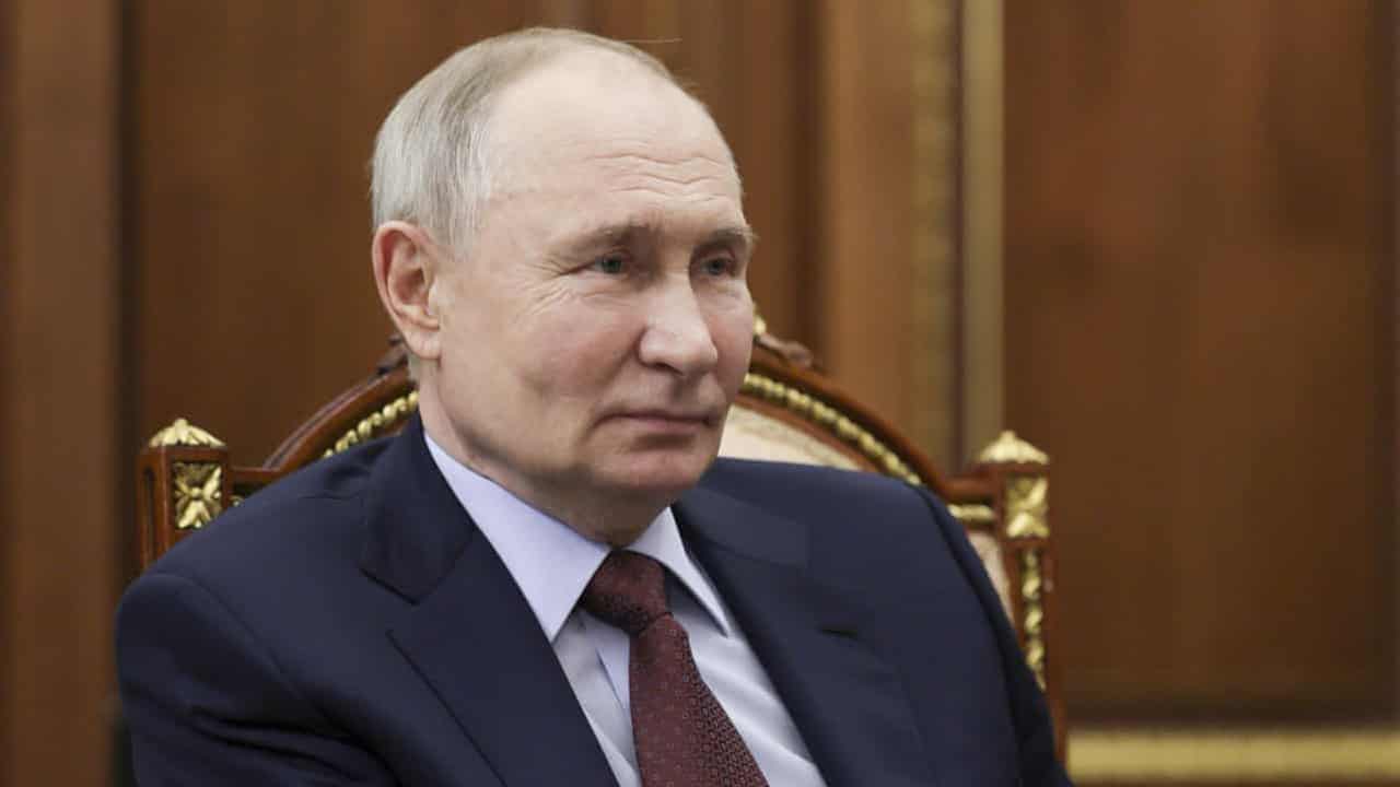 Putin would negotiate with Zelenskiy, Kremlin says