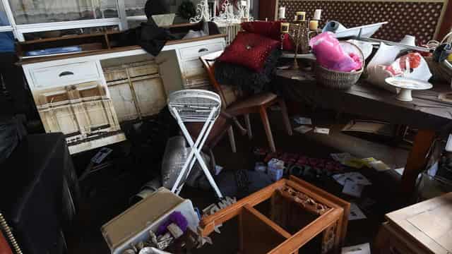 Little preparation, late warnings during deadly floods
