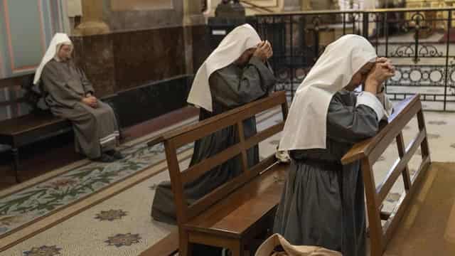 Pope 'rested well' but won't lead Sunday prayers