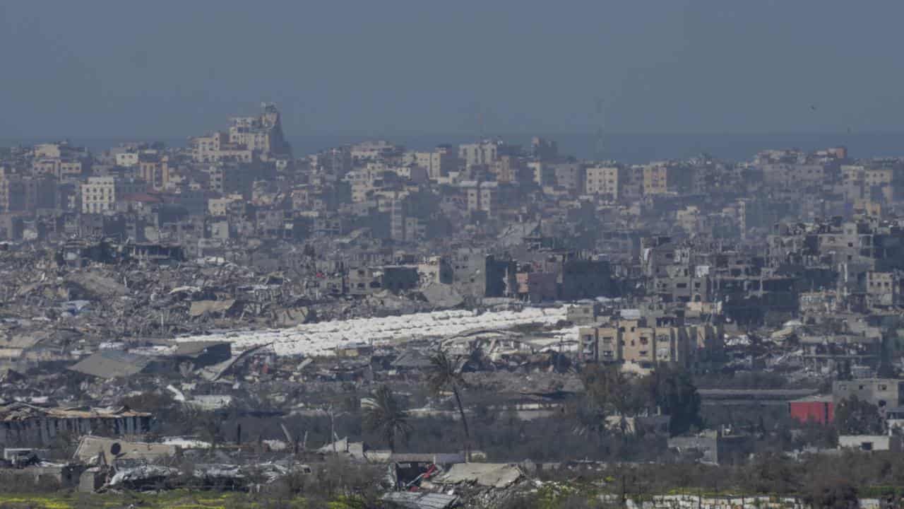 Israel, Hamas agree on new swap, keeping fragile truce