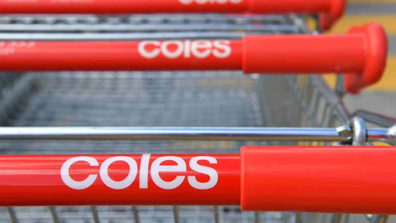 Coles gains on Woolies, grabs sales during rival's woes