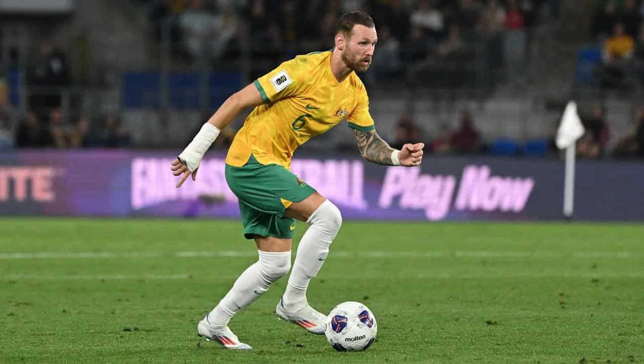 Aussies Iredale, Boyle make Hibs kings of Edinburgh