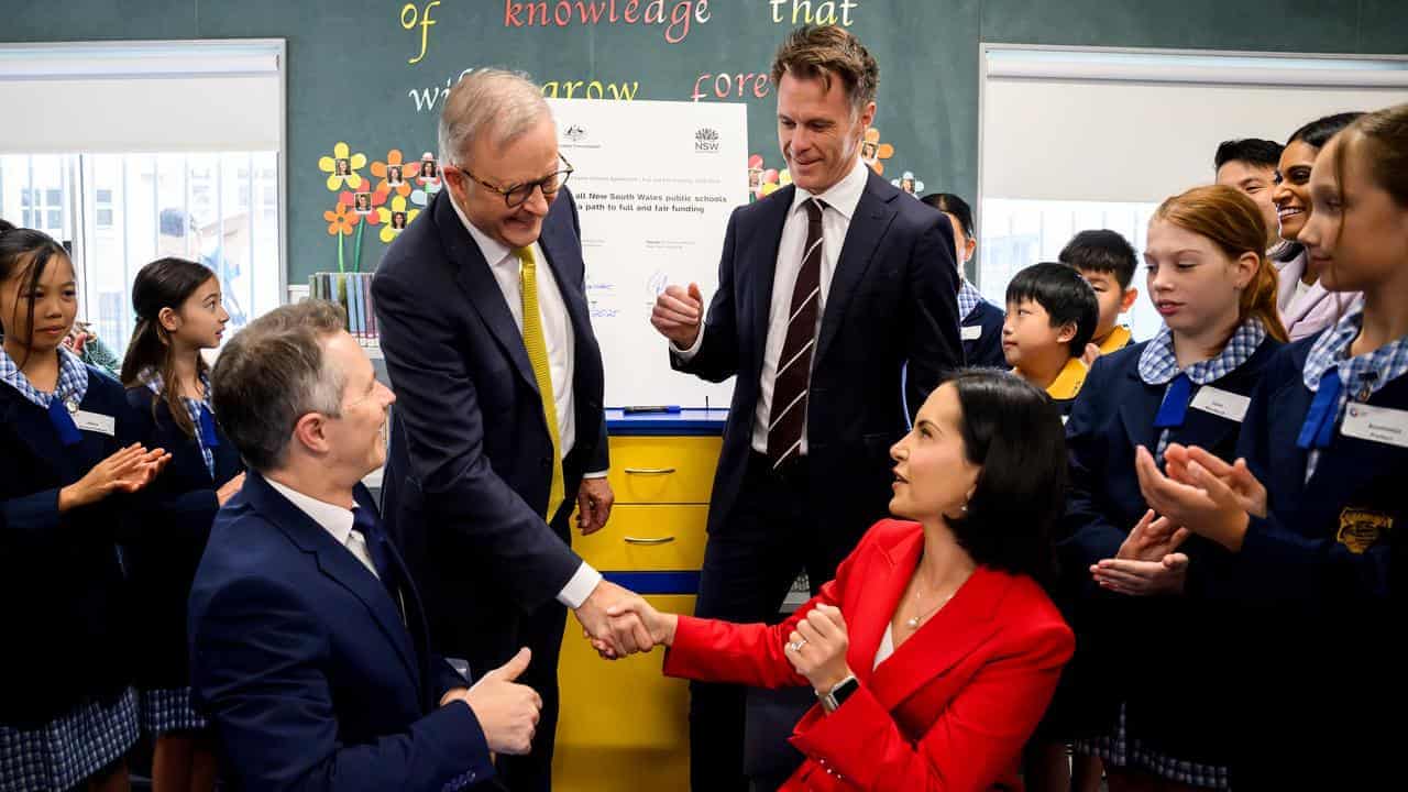 'No child left behind': billions for state schools