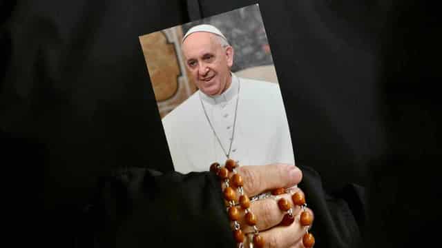 Pope on ventilation after respiratory problems: Vatican