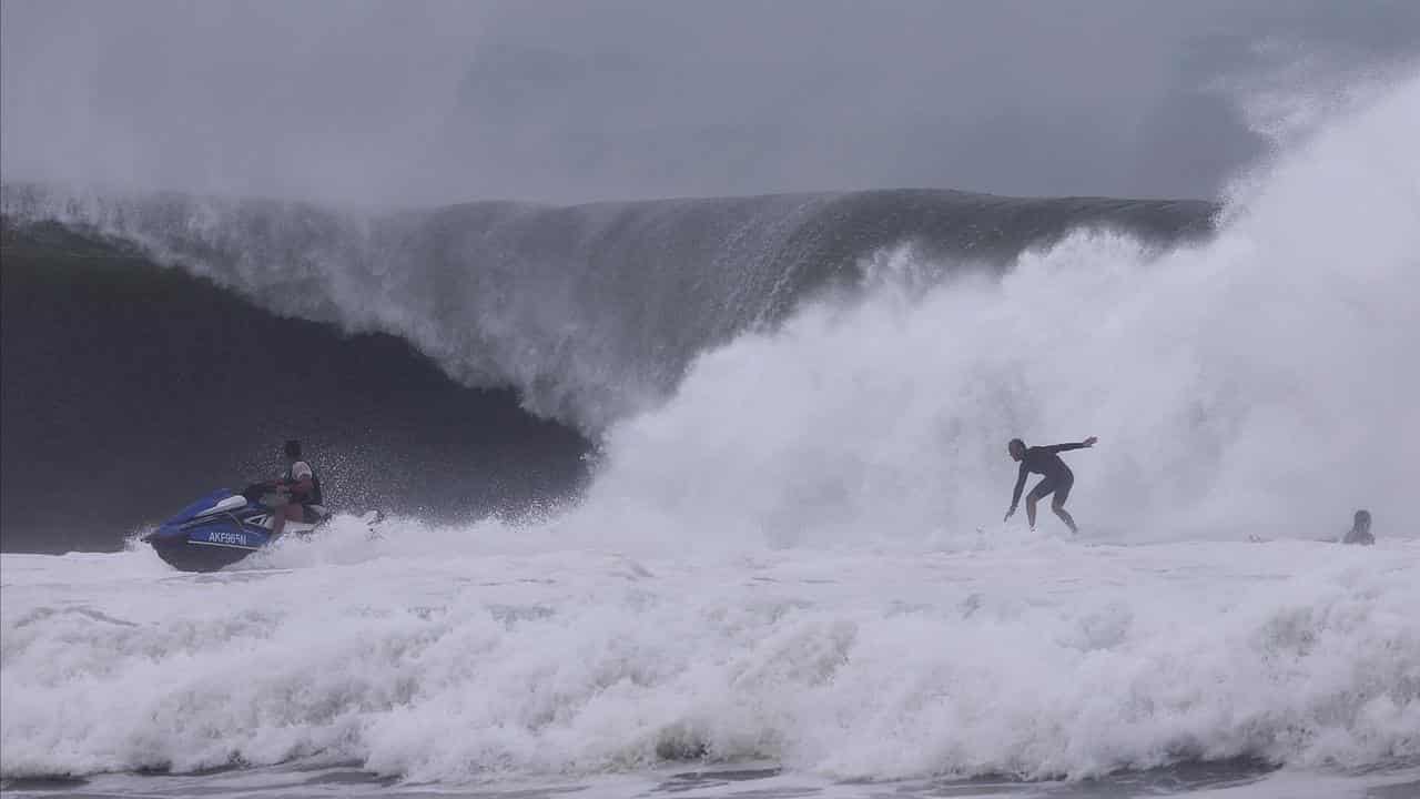 'Pray for the best, prepare for the worst' - SES warns