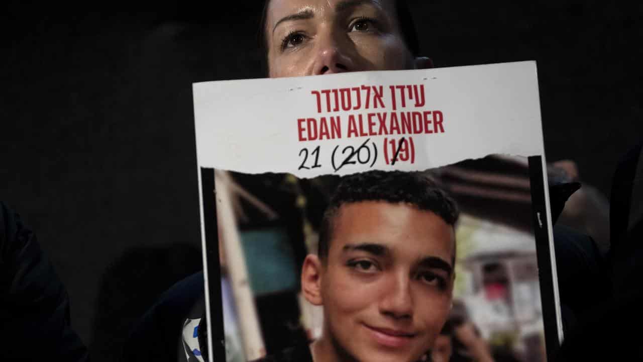 Hamas agrees to release living US-Israeli hostage