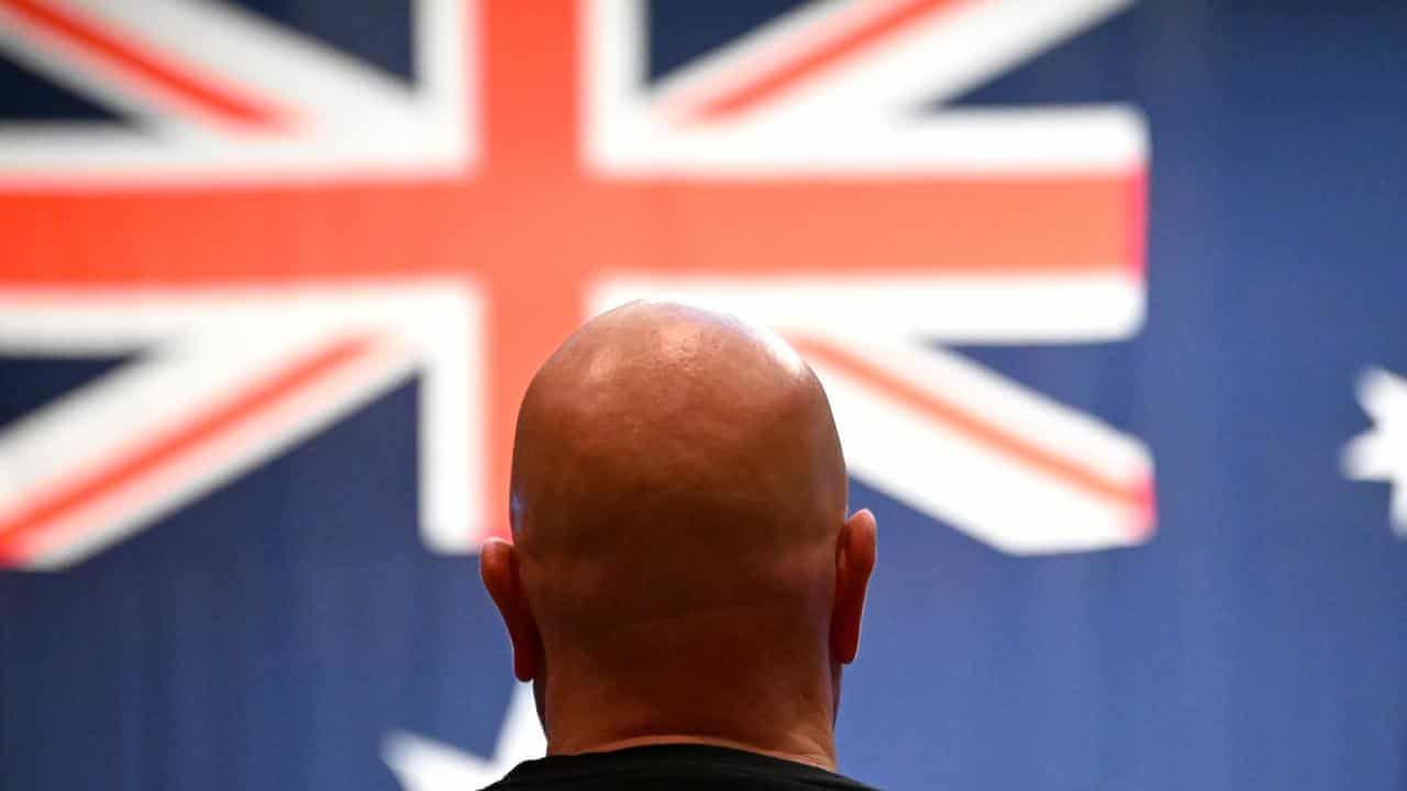 Vote to bypass court to strip citizenship 'last resort'