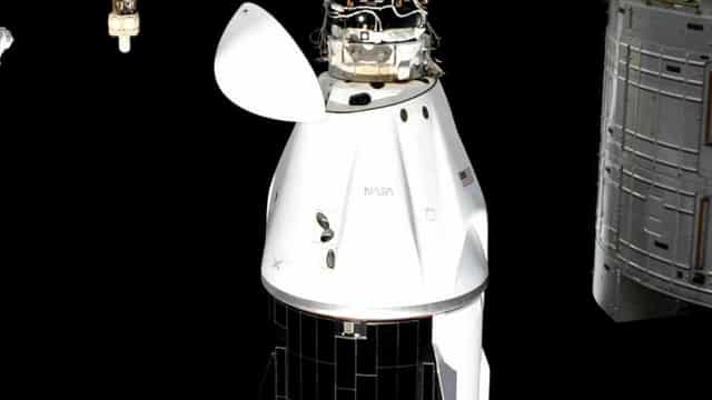 Stuck astronauts head home after marathon stay in space