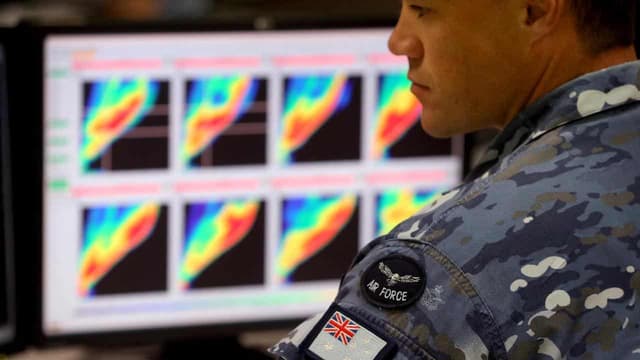 Multi-billion dollar radar buy to boost Canada ties: PM