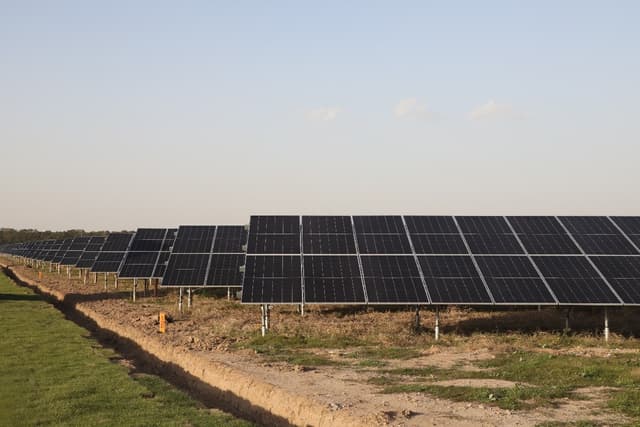 LONGi Hi-MO X6 Anti-Glare Solar Modules - More Power and No Glare Pain