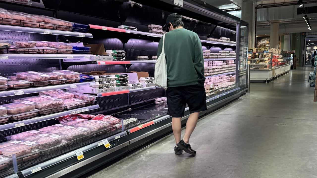 Coles, Woolies guilty of increasing margins: watchdog