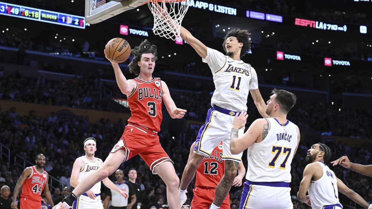Giddey leaves his mark in LA with triple-double