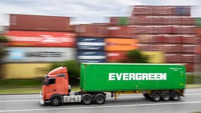 EU trade chief meets with Trump officials over tariffs