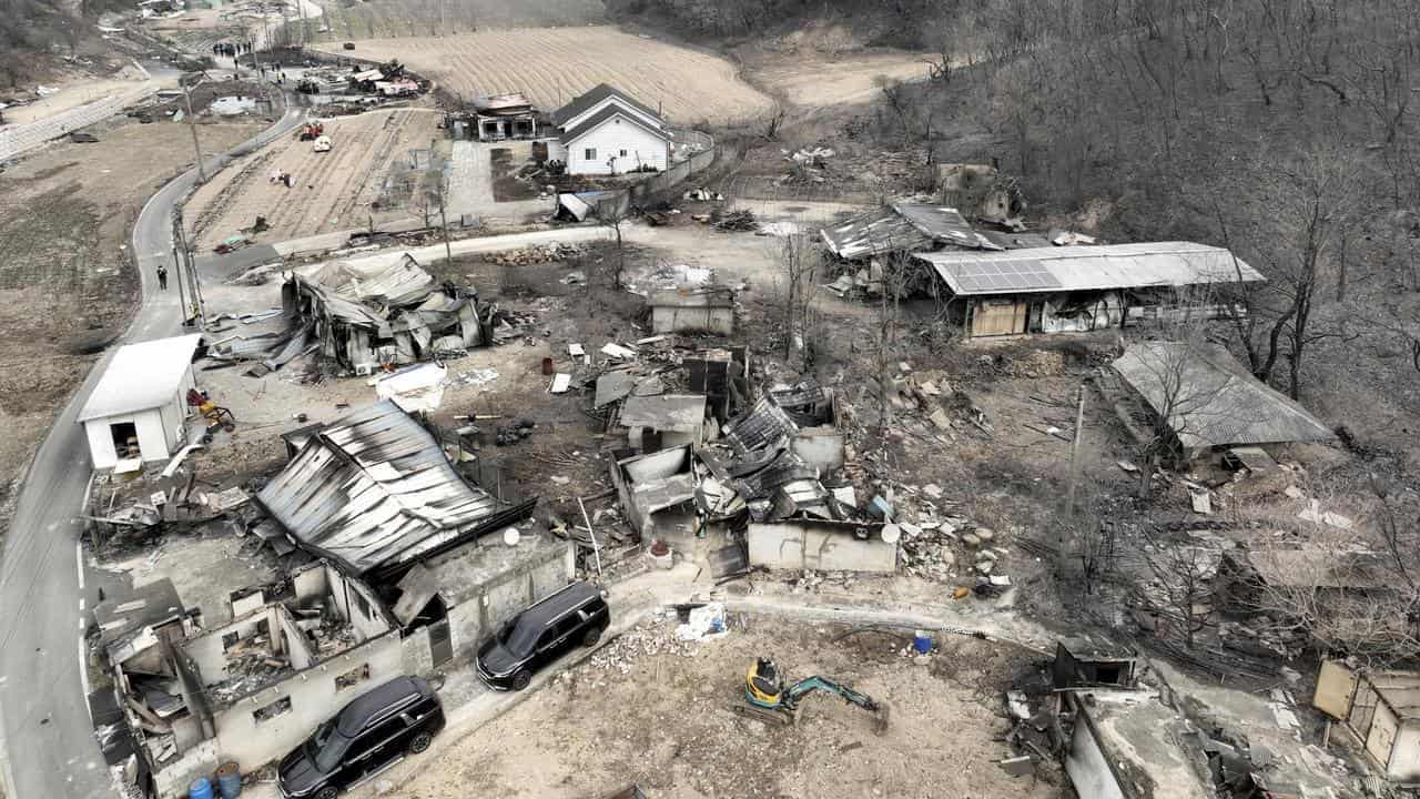 South Korea fights dire wildfires as death toll hits 27