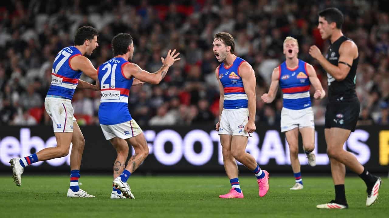 Dogs pinch thriller to continue Blues' miserable start