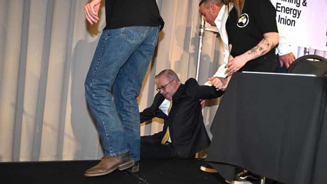 Albanese takes a tumble as campaign veers off script