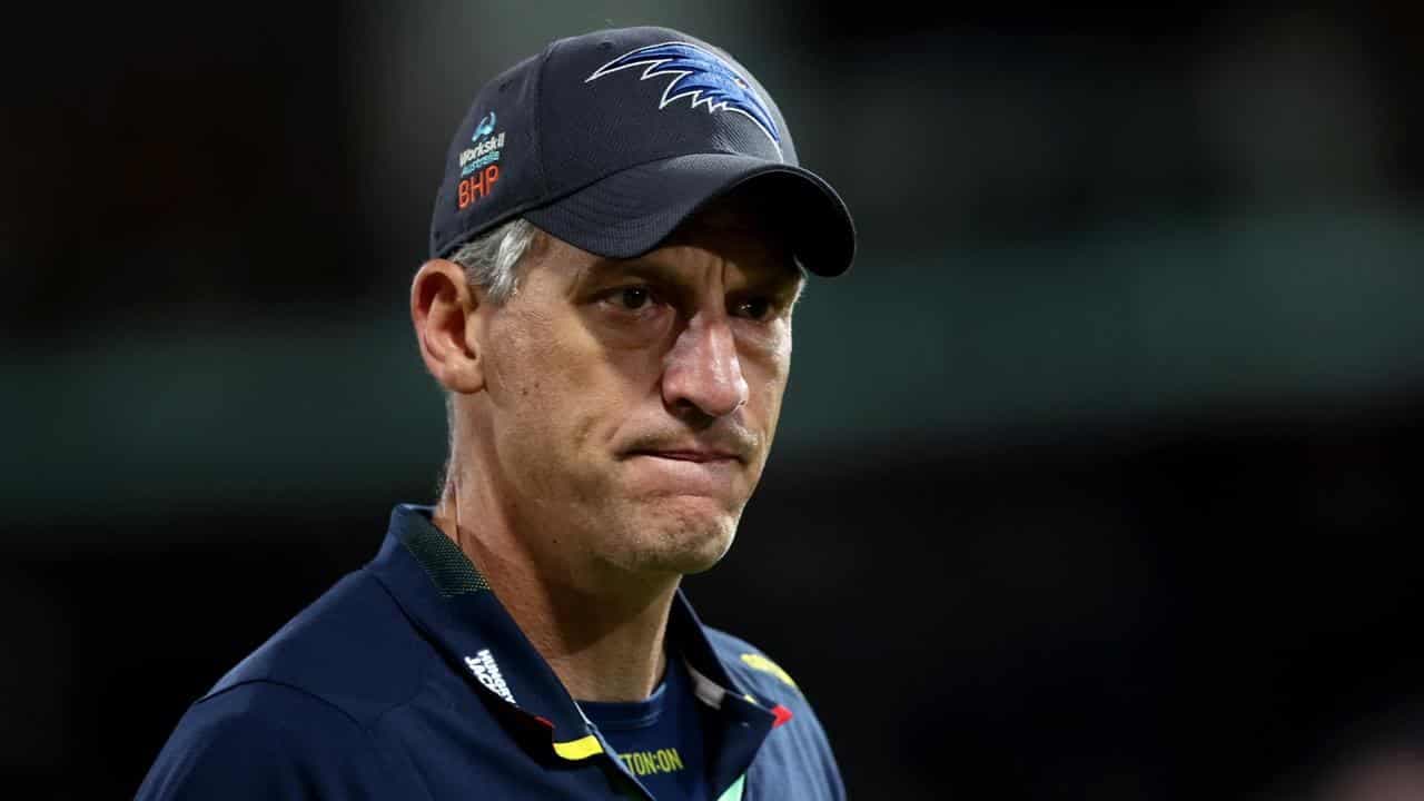 Adelaide's dual premiership AFLW coach Clarke to quit