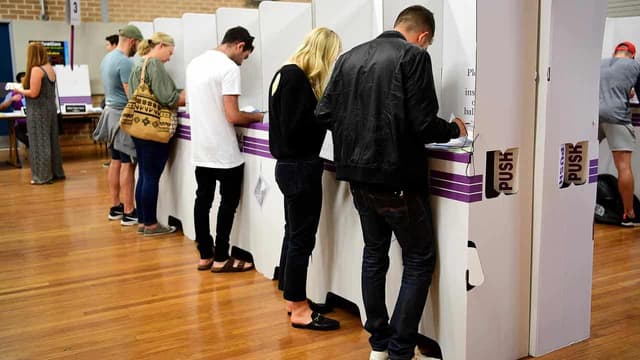 Electoral roll deadline looms for federal poll