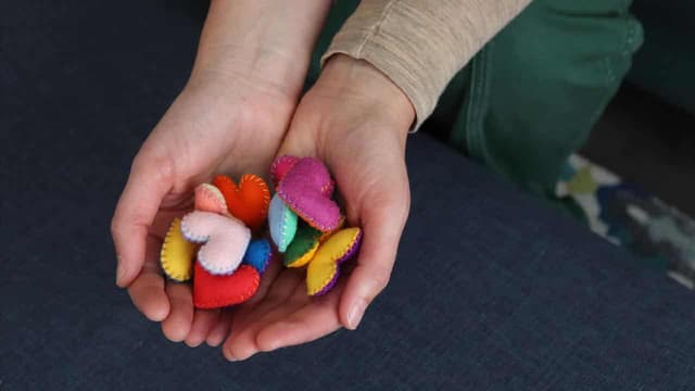 Heartfelt craft project makes a world of kindness