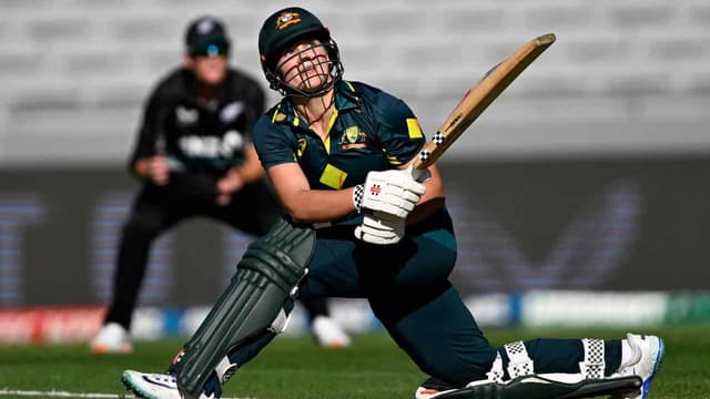Veteran axed, young guns earn Aussie cricket contracts