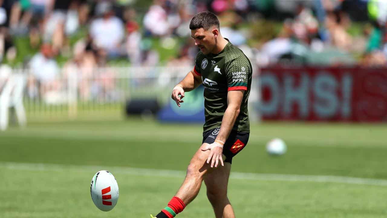 Bennett to inject debutant Dodd but he's in no hurry