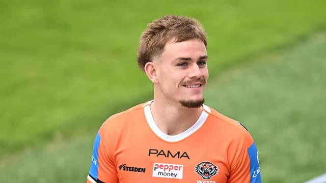 Tigers in Galvin backflip as teen star handed recall