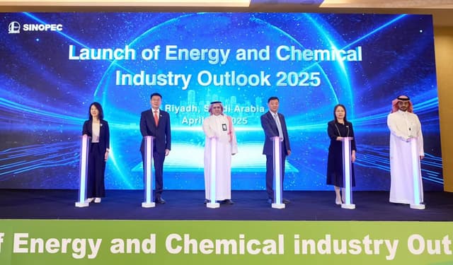 Sinopec Makes Overseas Debut with Global Energy Forecast: Global Energy Outlook 2060 Report Released
