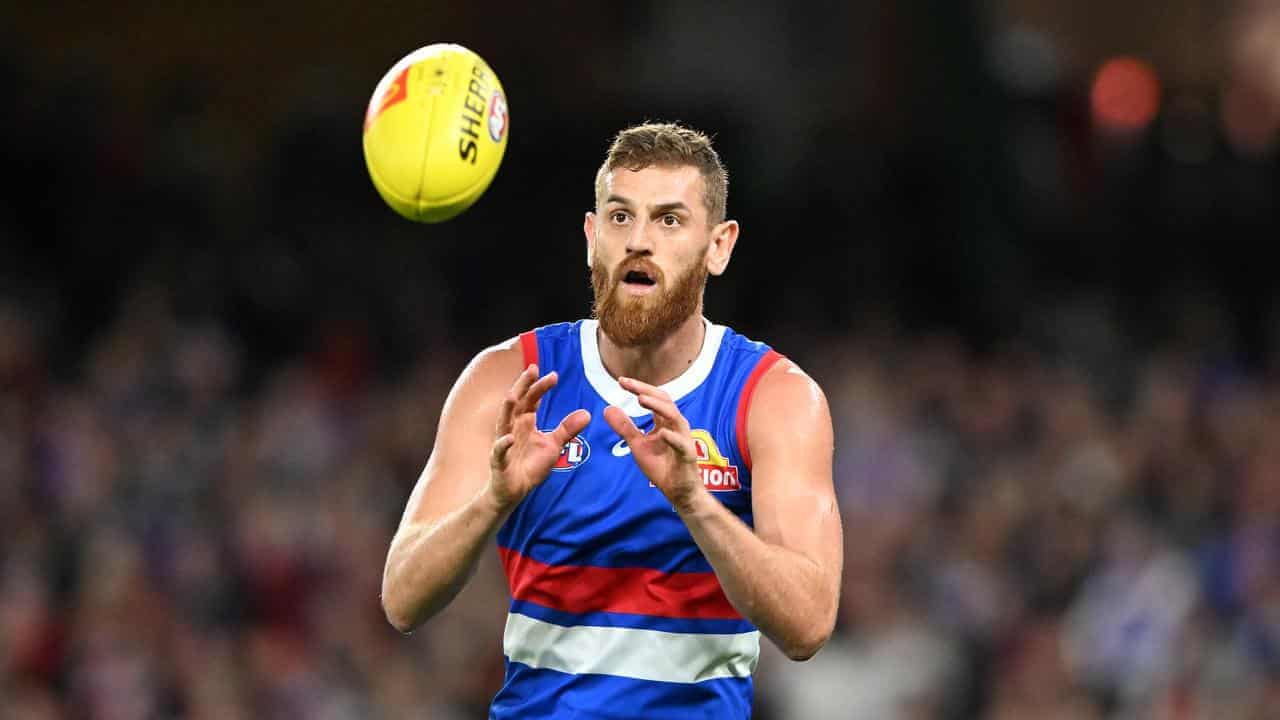 Dogs axe veteran Jones as Eagles skipper returns