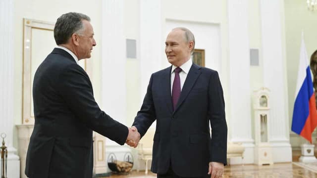 Trump says Ukraine deal close after envoy meets Putin