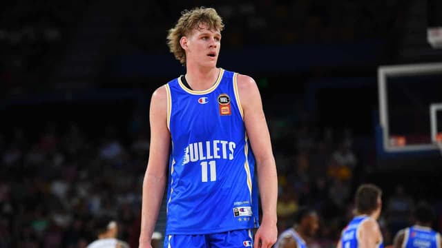 Aussie teen giant Rocco Zikarsky shooting for the NBA