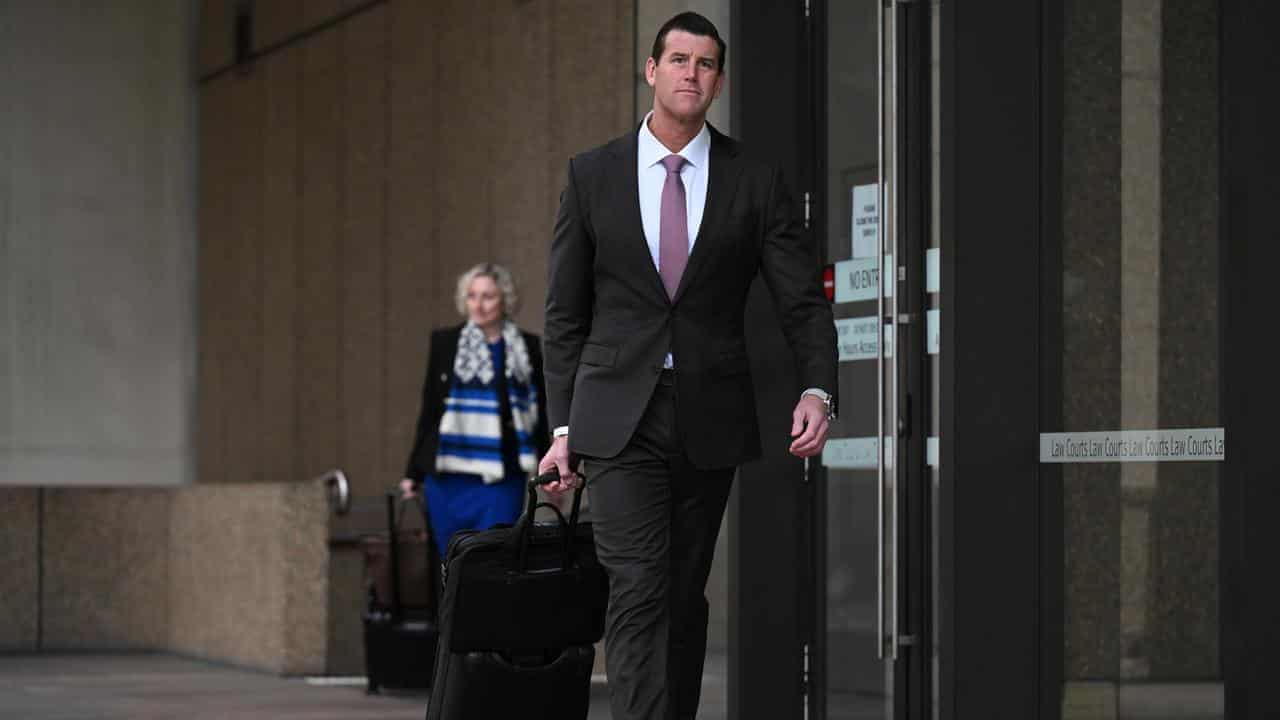 Roberts-Smith strides into court over 'concerning' call