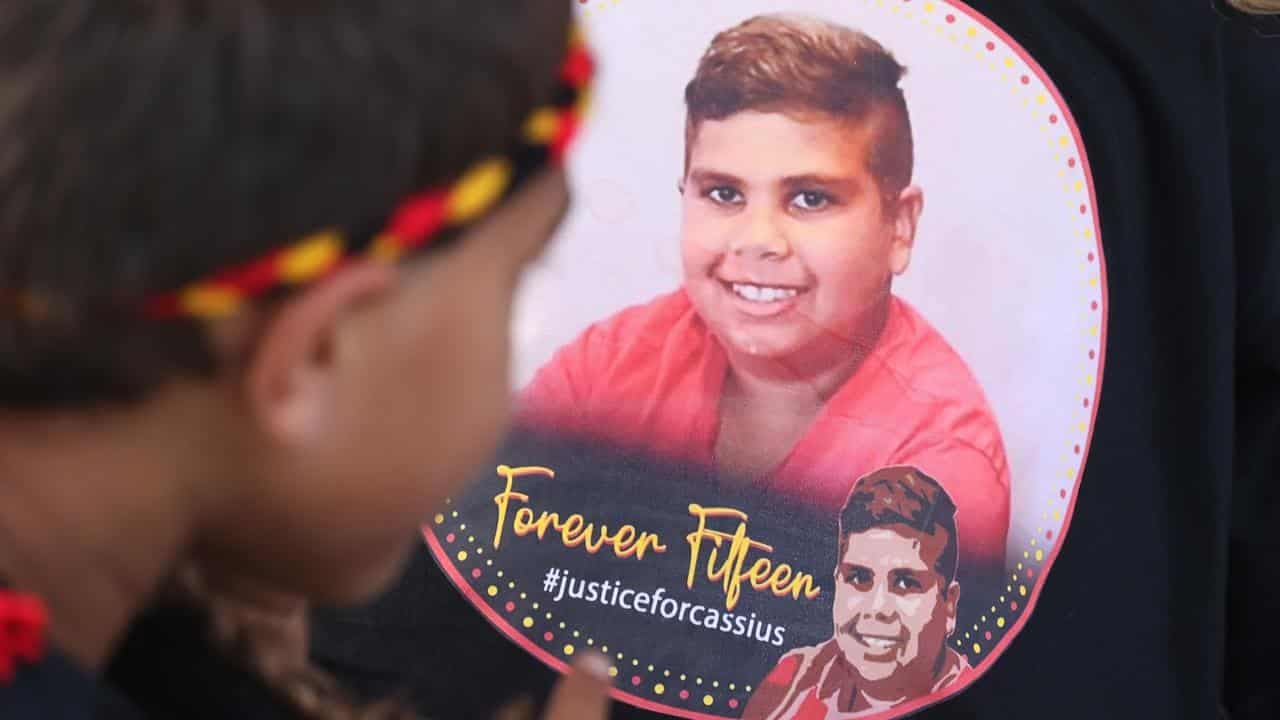 Teen's murder trial jury retires to deliberate verdicts