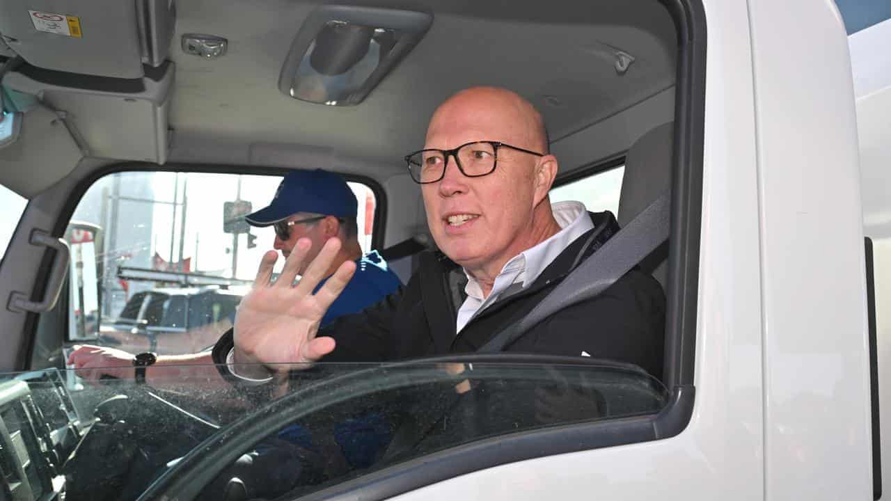 Leaders catch breath as campaign bus reaches final stop