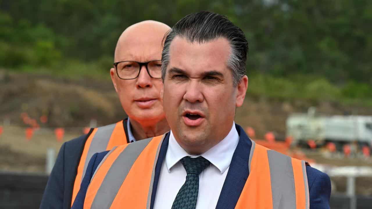 State pulls rug out from Liberals as Labor gain swing