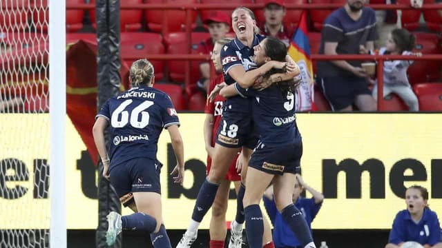 Bunge steers Victory to ALW semi first-leg win