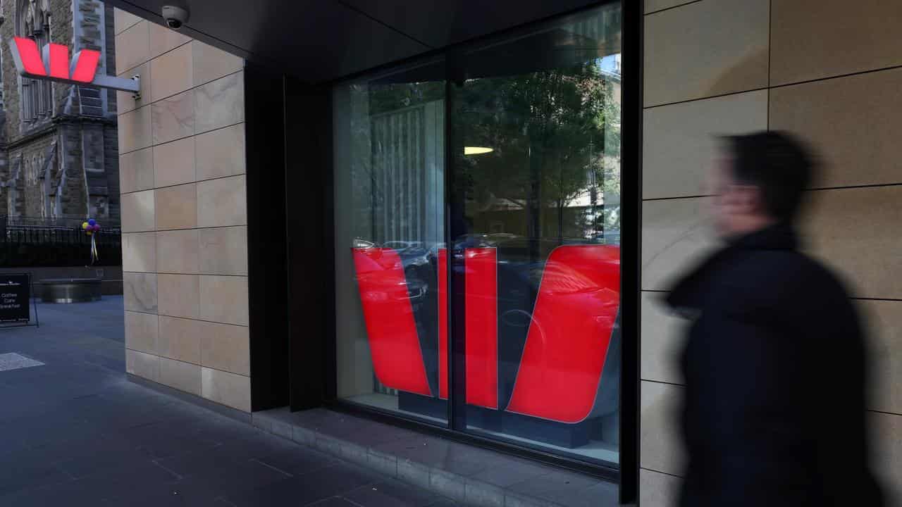 Westpac profit ticks lower, warns on global volatility