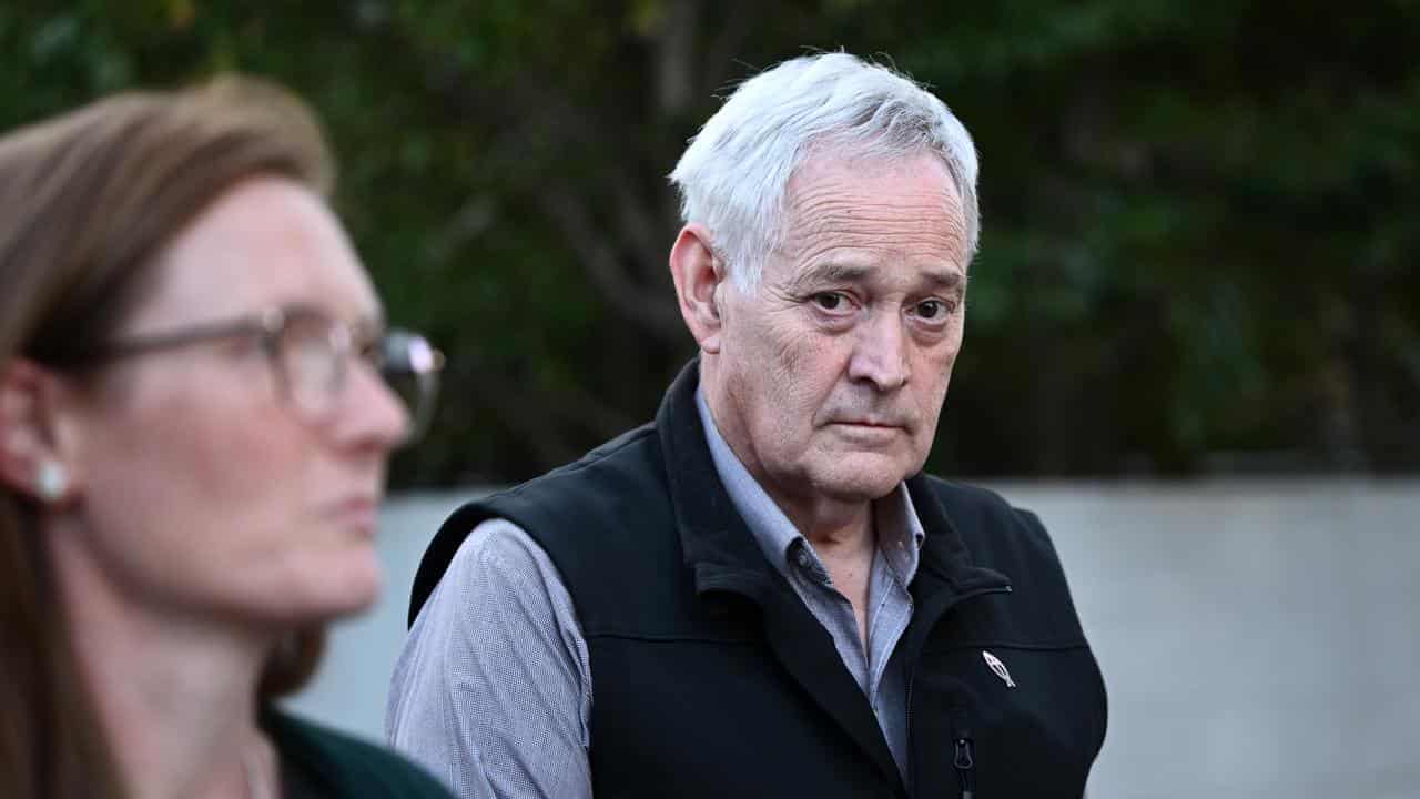 Medics reveal final days of mushroom lunch victims