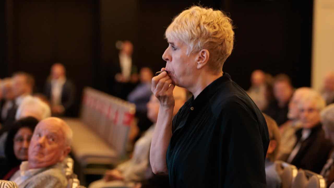 Woodside unleashes barrage of promo videos on hecklers