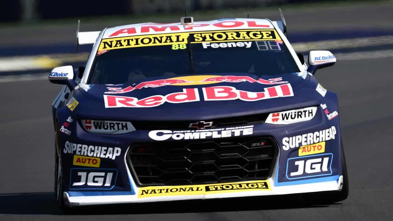 Red-hot Feeney tops Supercars practice in Tasmania