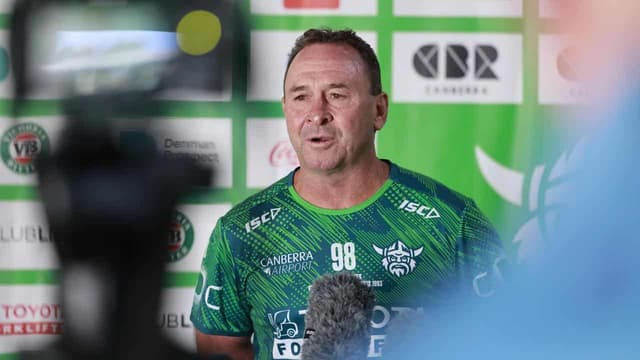 Raiders ignoring raps ahead of NRL table-topping clash