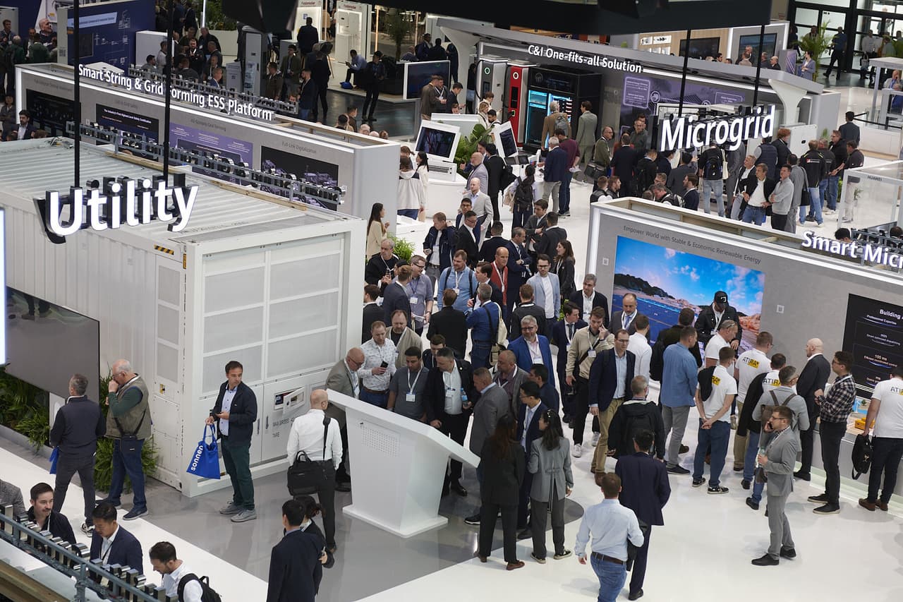 Huawei Digital Power's Innovative All-Scenario Grid-Forming Solutions Light Up Intersolar Europe