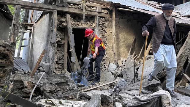 India and Pakistan agree to a ceasefire