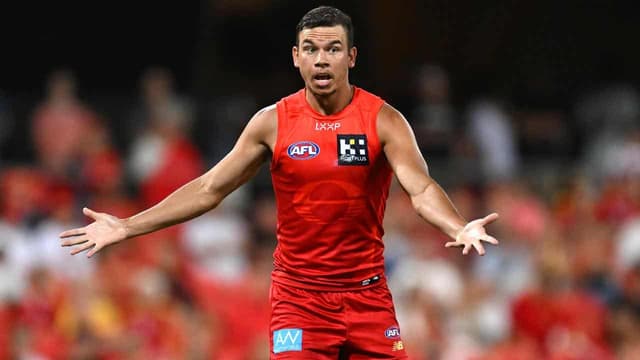 Suns defy Dogs' late surge to remain kings of the north