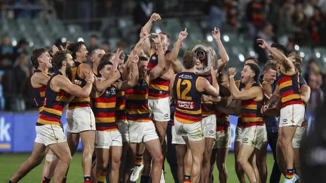 Crows coach content after downing arch foes Port
